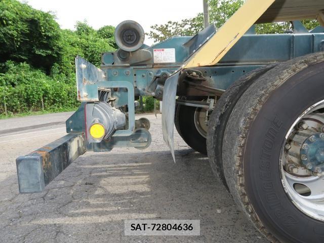 Mitsubishi FIGHTER 2020-02 8524852-15