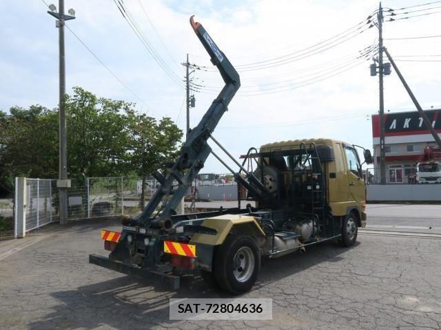 Mitsubishi FIGHTER 2020-02 8524852-7
