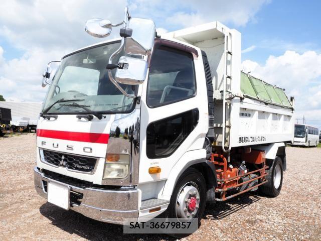Mitsubishi FIGHTER 2016-02 8528530-0