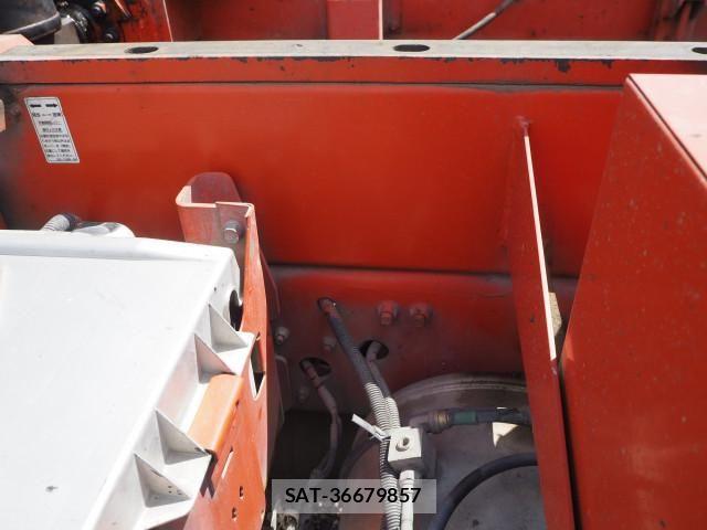 Mitsubishi FIGHTER 2016-02 8528530-13