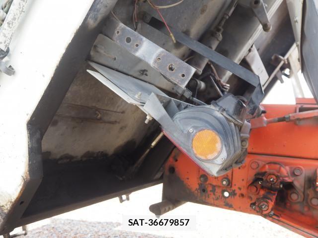 Mitsubishi FIGHTER 2016-02 8528530-23