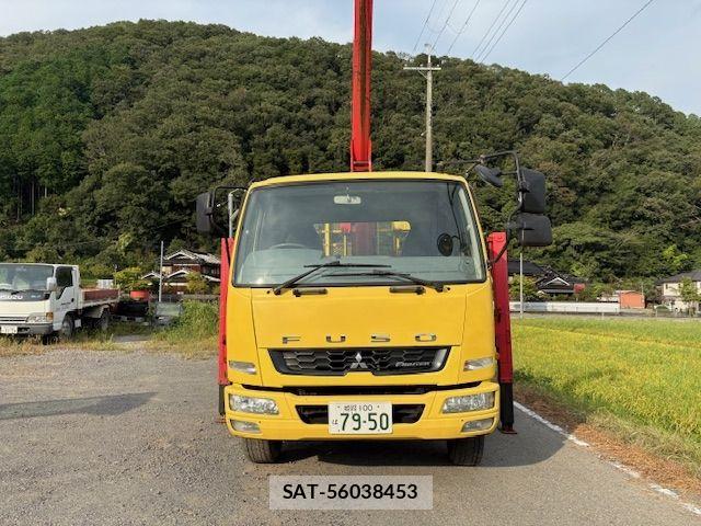 Mitsubishi FIGHTER 2014-01 8524855-16