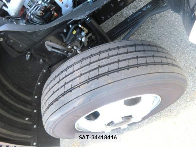 Mitsubishi FIGHTER 2026-05 8524846-16