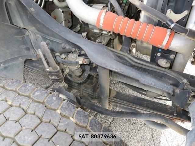 Mitsubishi FIGHTER 2014-06 8524854-21