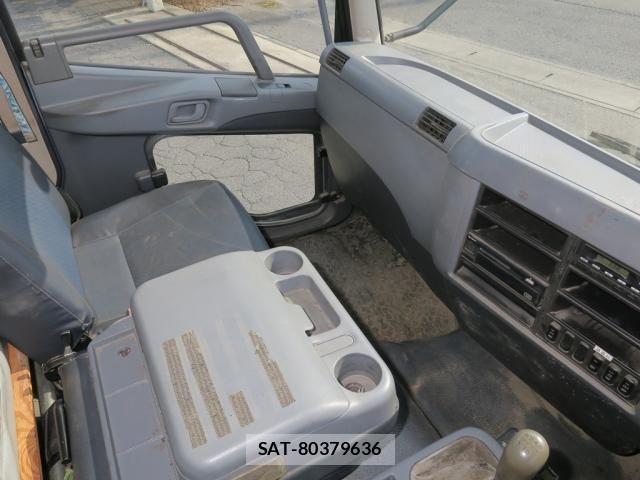 Mitsubishi FIGHTER 2014-06 8524854-26