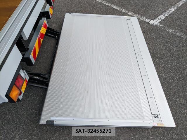 Mitsubishi FIGHTER 2026-02 8524844-8