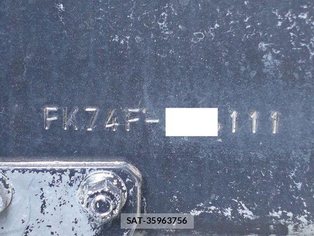 Mitsubishi FIGHTER 2015-12 8524861-14
