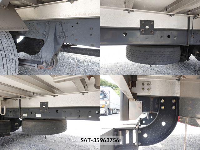 Mitsubishi FIGHTER 2015-12 8524861-17