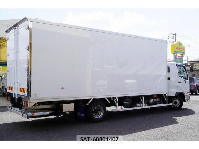 Mitsubishi FIGHTER 2025-10 8524842-7