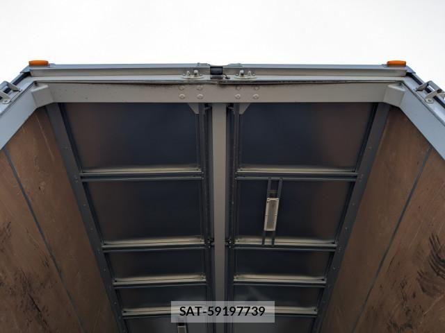 Mitsubishi FIGHTER 2022-05 8524848-9