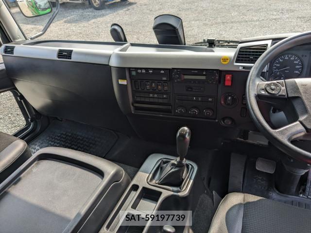 Mitsubishi FIGHTER 2022-05 8524848-23