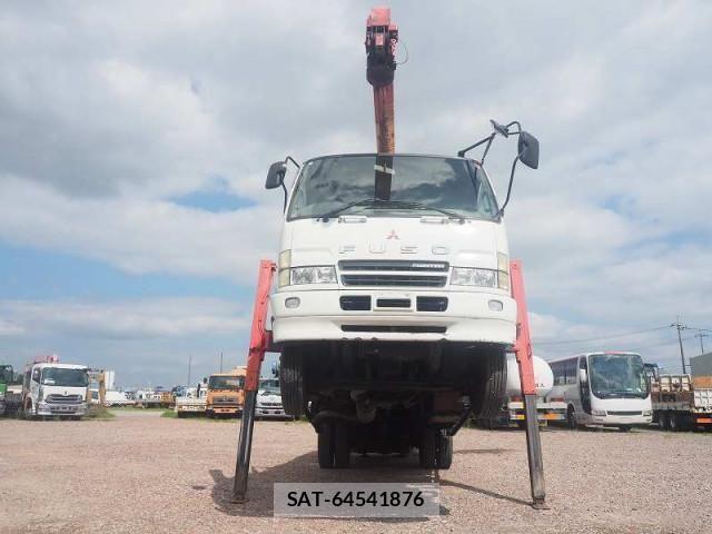 Mitsubishi FIGHTER 2004-10 8524859-9