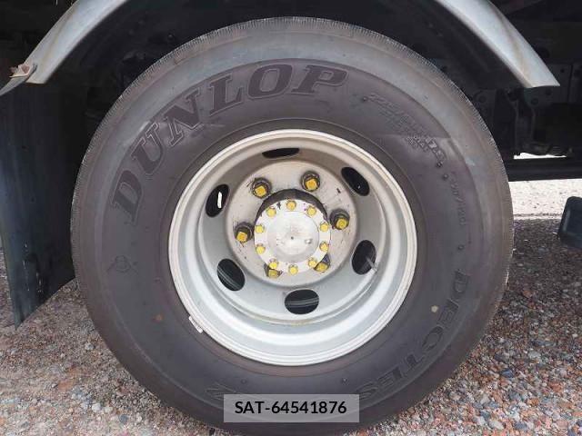 Mitsubishi FIGHTER 2004-10 8524859-26