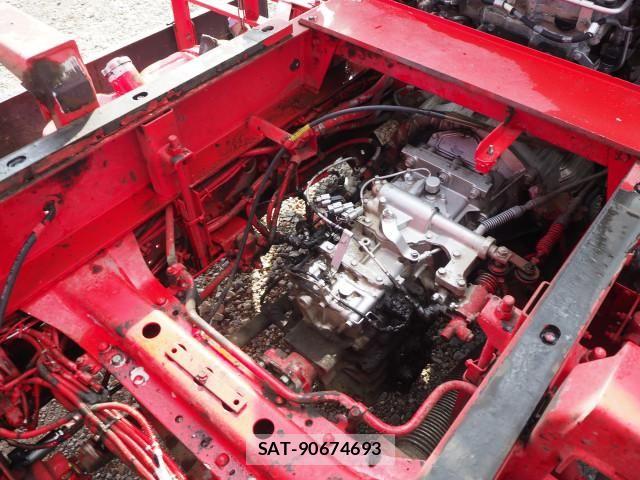 Mitsubishi FIGHTER 2012-08 8524857-17