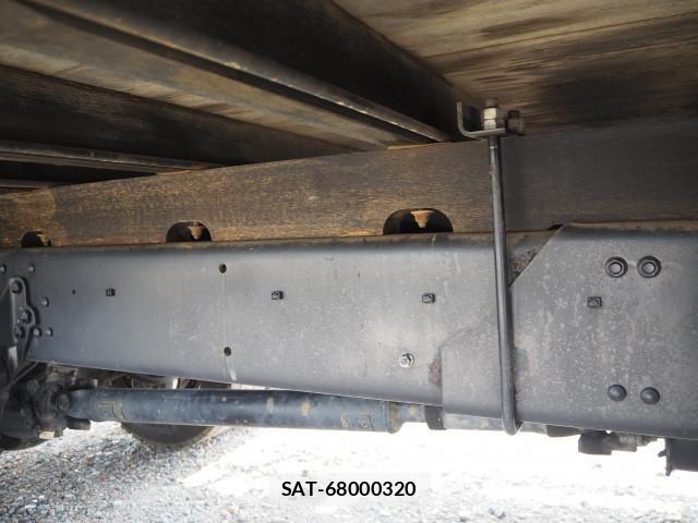 Mitsubishi FIGHTER 2014-03 8524858-18