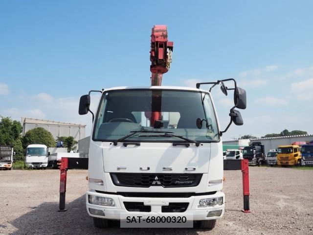 Mitsubishi FIGHTER 2014-03 8524858-7