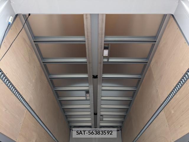 Mitsubishi FIGHTER 2026-02 8524843-14