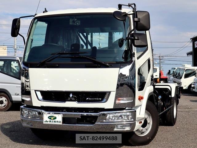 Mitsubishi FIGHTER 2026-04 8524850-1