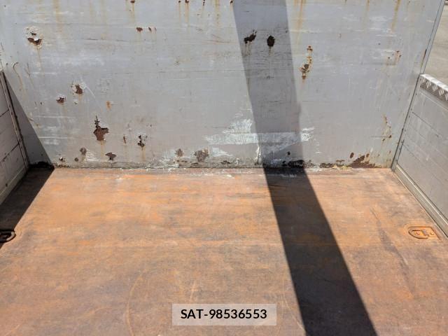 Mitsubishi FIGHTER 2018-09 8524851-12