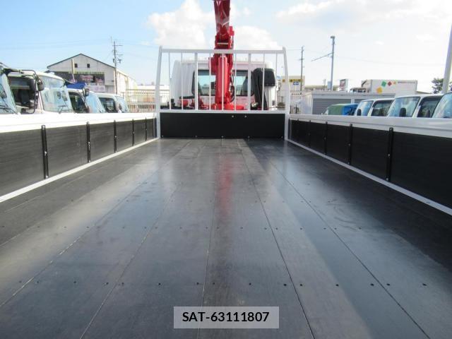 Mitsubishi FIGHTER 2026-04 8524847-5