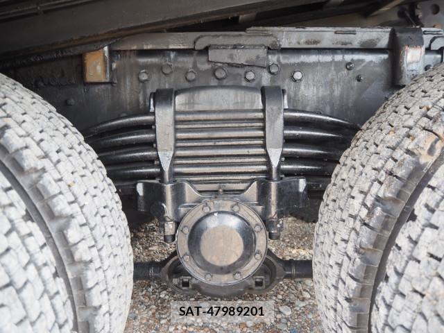Mitsubishi FIGHTER 2013-07 8561878-20