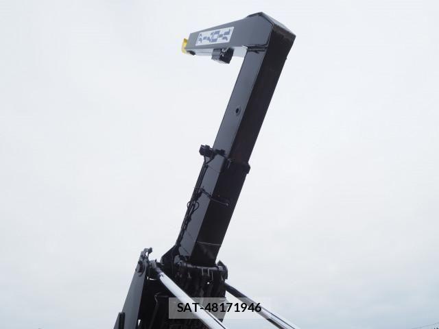 Mitsubishi FIGHTER 2007-03 8561881-14