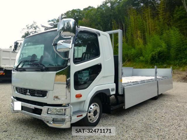 Mitsubishi FIGHTER 2026-05 8561880-16