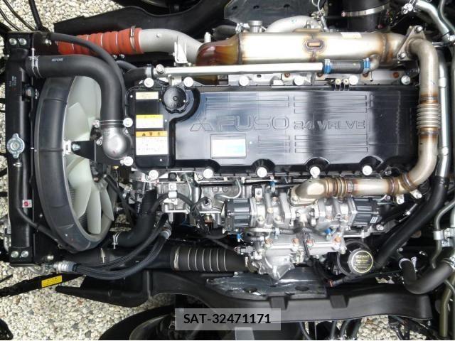 Mitsubishi FIGHTER 2026-05 8561880-21