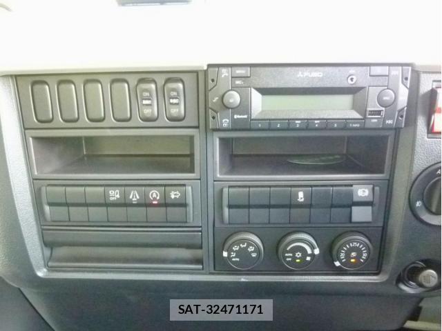 Mitsubishi FIGHTER 2026-05 8561880-25
