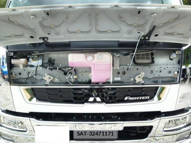 Mitsubishi FIGHTER 2026-05 8561880-7