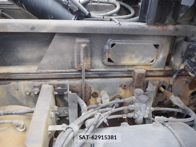 Mitsubishi FIGHTER 2010-09 8626750-16