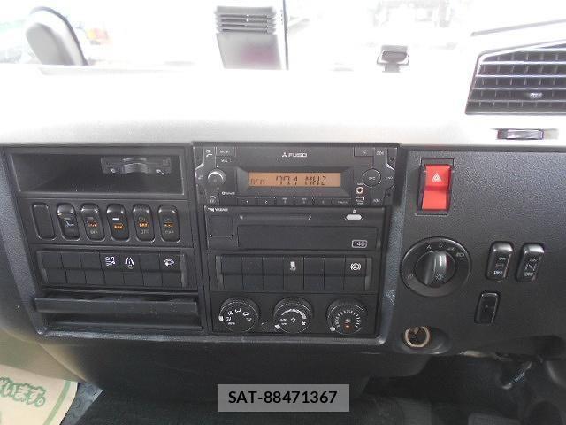 Mitsubishi FIGHTER 2020-02 8626746-12