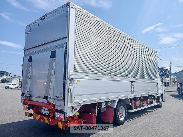Mitsubishi FIGHTER 2020-02 8626746-2