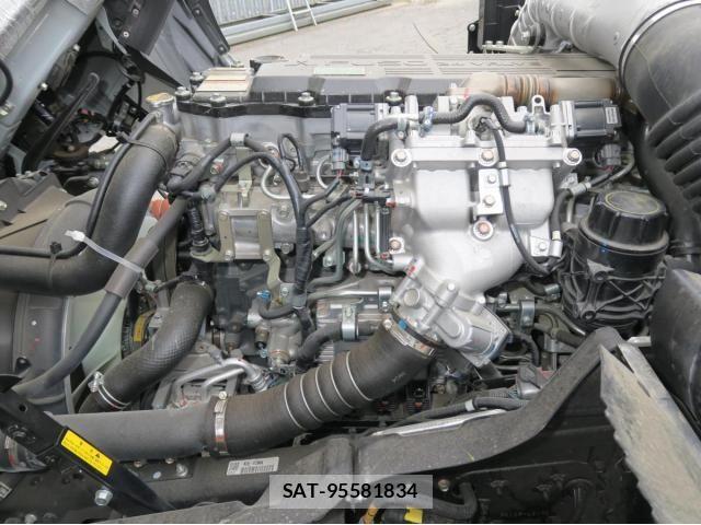 Mitsubishi FIGHTER 2025-07 8626740-21