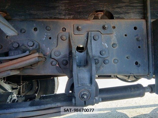 Mitsubishi FIGHTER 2011-07 8626748-20