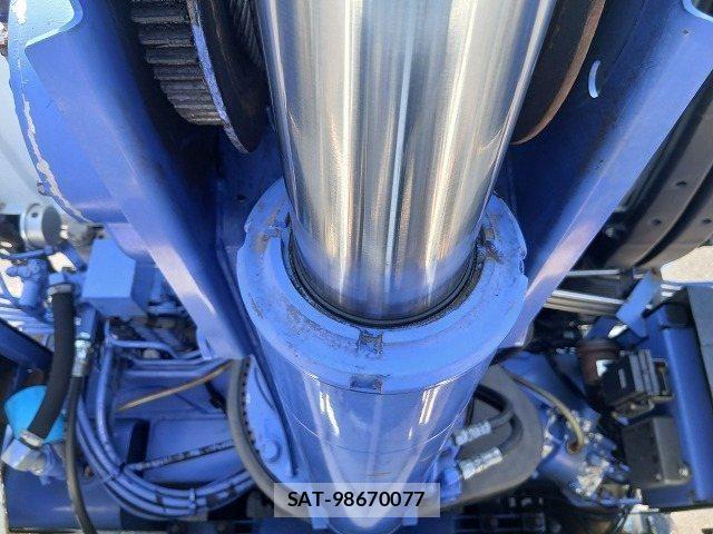Mitsubishi FIGHTER 2011-07 8626748-8