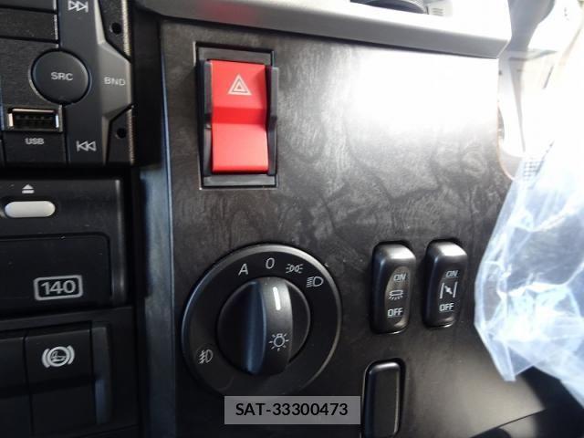 Mitsubishi FIGHTER 2025-05 8626737-23