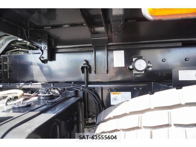 Mitsubishi FIGHTER 2024-04 8626736-11