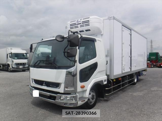 Mitsubishi FIGHTER 2025-11 8626738-0