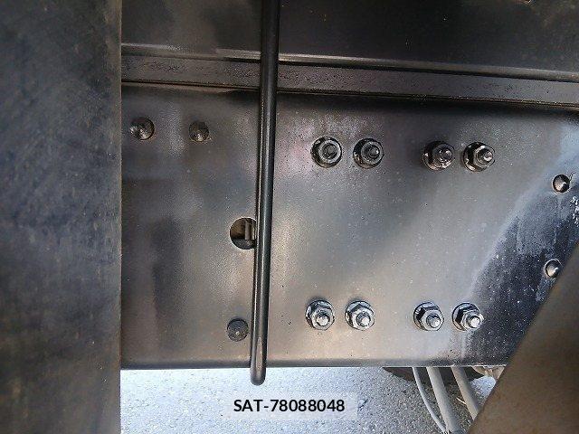 Mitsubishi FIGHTER 2008-01 8626752-21