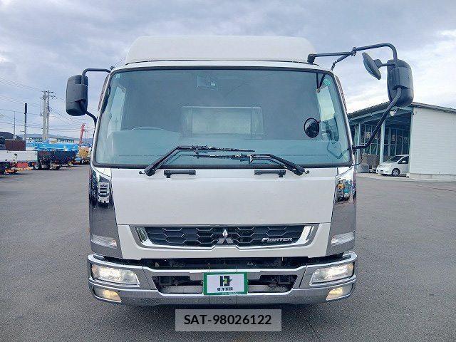 Mitsubishi FIGHTER 2015-09 8626753-1