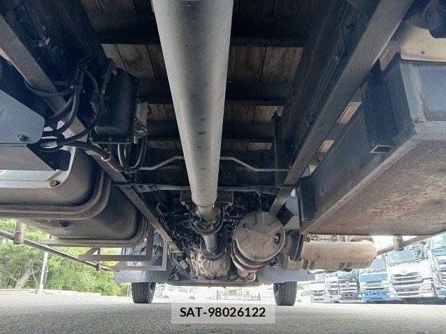 Mitsubishi FIGHTER 2015-09 8626753-22