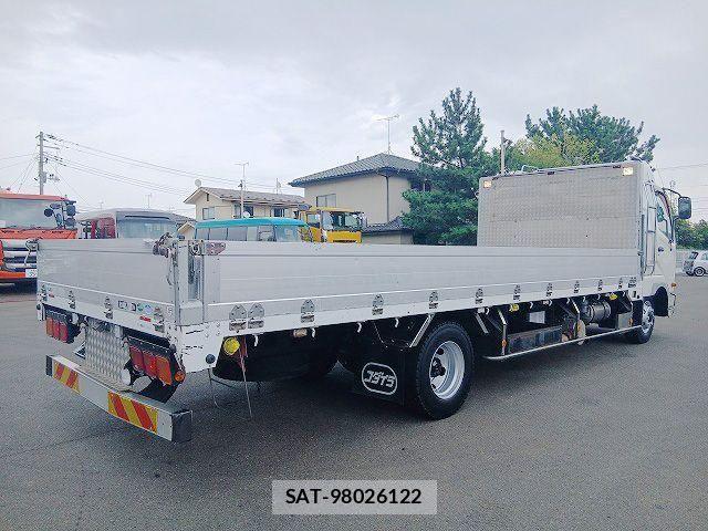 Mitsubishi FIGHTER 2015-09 8626753-3