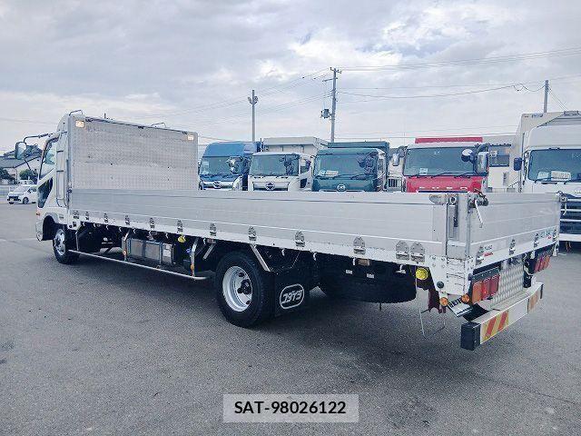 Mitsubishi FIGHTER 2015-09 8626753-5