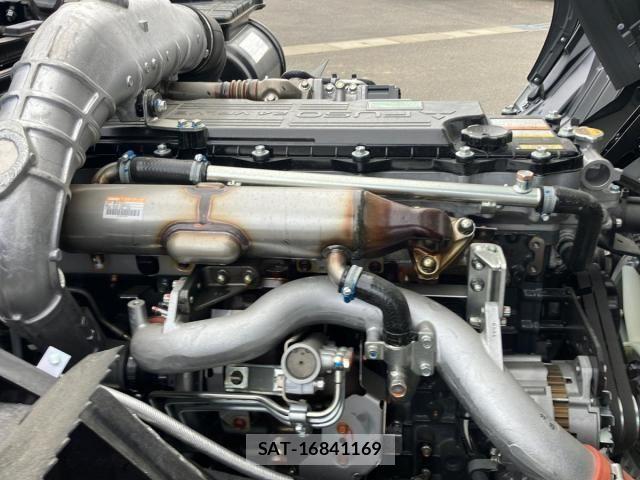 Mitsubishi FIGHTER 2026-02 8626739-17