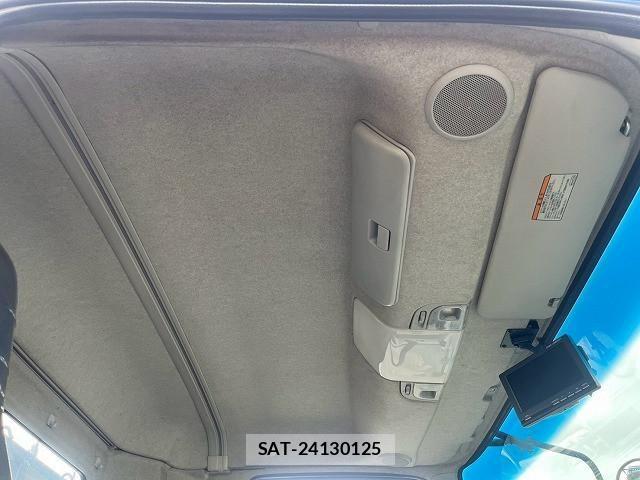 Mitsubishi FIGHTER 2014-01 8626742-20