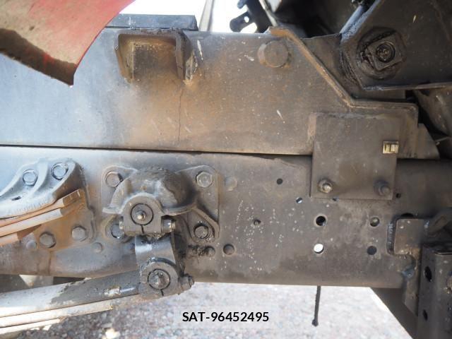 Mitsubishi FIGHTER 2010-11 8626744-25