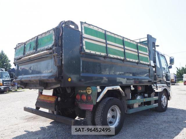 Mitsubishi FIGHTER 2010-11 8626744-4