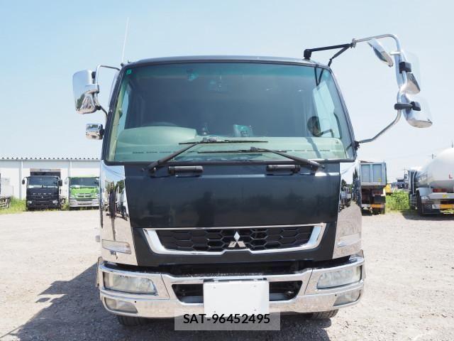 Mitsubishi FIGHTER 2010-11 8626744-8