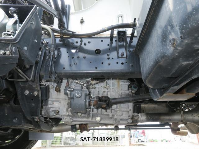 Mitsubishi FIGHTER 2024-02 8659050-23